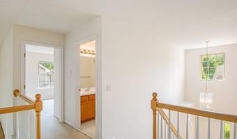 4871 S Ridgeside Cir, Ann Arbor, MI 48105