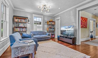 767 Oak St, Ashland, OR 97520