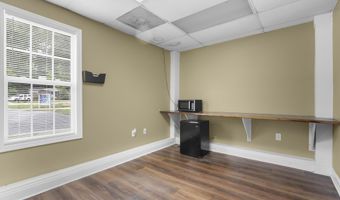1206 Chestnut Ferry Rd, Camden, SC 29020