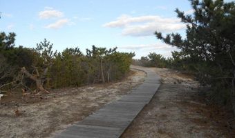 4 E 20TH St, Barnegat Light, NJ 08006