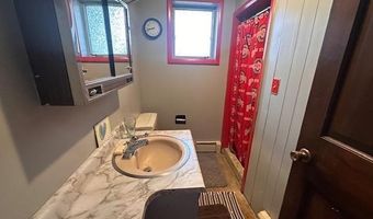 38 Locust Dr, Babbitt, MN 55706