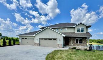 9174 207th Ave, Anamosa, IA 52205