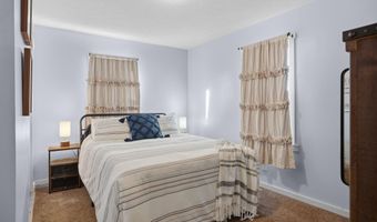 2411 K St, Bedford, IN 47421