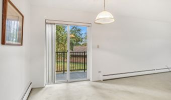 1107 S Old Wilke Rd 201, Arlington Heights, IL 60005