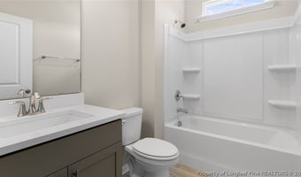 357 Maddox Dr, Aberdeen, NC 28315