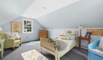 150 Delta Dr, North Kingstown, RI 02874