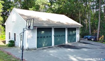 34 Angell Rd, Glocester, RI 02814