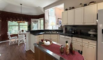 7312 Apple Cross Cir, Avon, IN 46123