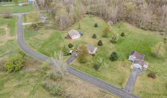 1077 Sun Valley Ln, Allegan, MI 49010