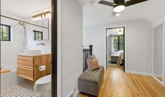 607 E Frederick St, Arlington Heights, IL 60004