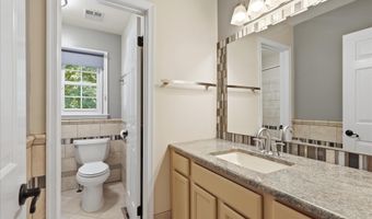4003 KLOMAN St, Annandale, VA 22003