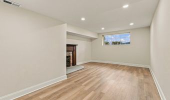 1006 26TH St S, Arlington, VA 22202