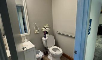 2895 Hamilton Blvd 105, Allentown, PA 18104
