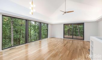 108 Truman Pl, Asheville, NC 28803
