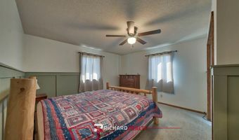 16 Caddis Ln, Cody, WY 82414