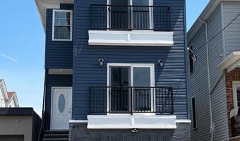 47 COTTAGE St, Bayonne, NJ 07002
