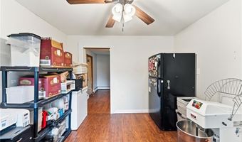 75 Staghead Dr, Burrillville, RI 02859