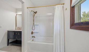 1103 Tabbert Rd NW, Alexandria, MN 56308