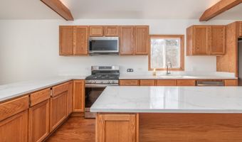 39763 N Rena Ave, Antioch, IL 60002