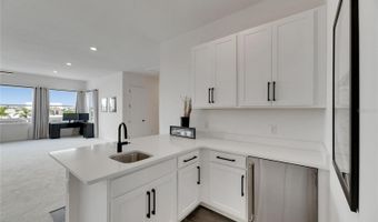 978 SIGNET Dr, Apollo Beach, FL 33572