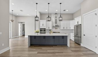 614 Pinckney Dr, Apollo Beach, FL 33572