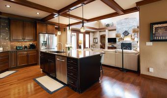 4114 Cochrane Pkwy, Ames, IA 50014