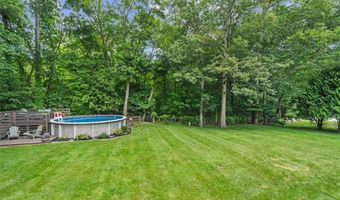 117 Mesa Dr, North Kingstown, RI 02852