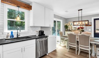 1316 Hickory Cir, Auburn, GA 30011