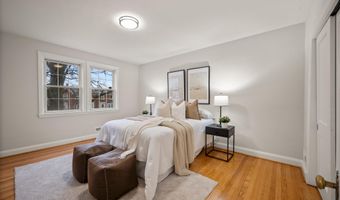 323 STRATFORD Rd, Baltimore, MD 21228