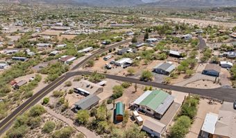 34820 S Desert Cv, Black Canyon City, AZ 85324