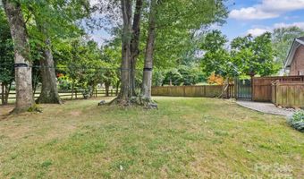 1811 Manor Mill Rd, Charlotte, NC 28226
