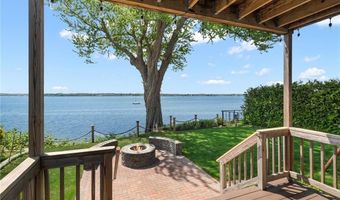 53 White Ave, East Providence, RI 02915