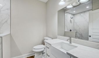 7209 MEETING HOUSE Ln, Apollo Beach, FL 33572