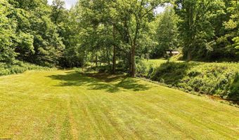 4667 Saint Clara Rd, Alum Bridge, WV 26321