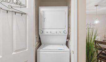 40 Saw Mill Dr 204, North Kingstown, RI 02852