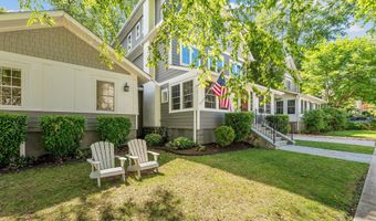 132 S GARFIELD St, Arlington, VA 22204