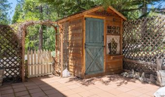 677 Saint Andrews Dr, Arnold, CA 95223