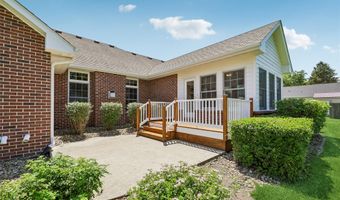 904 Cottage St, Adel, IA 50003