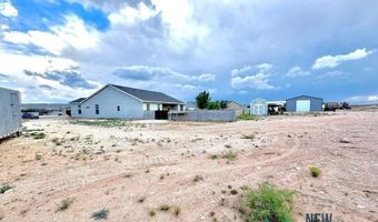 832 Calamity Jane Dr, Carlsbad, NM 88220