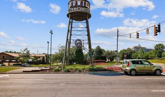 15610 EVERGLADE Ln E202, Bowie, MD 20716