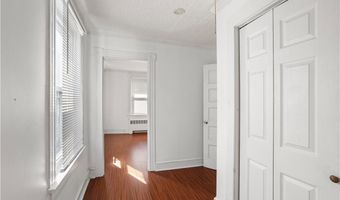 63 Lincoln Ave, Cranston, RI 02920