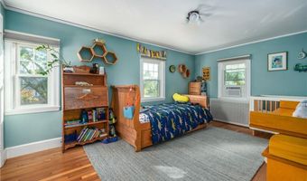 15 Wheeler Ave, Cranston, RI 02905