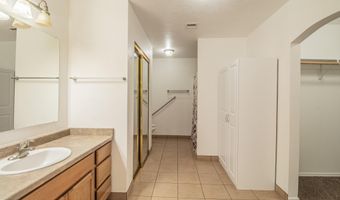 104 SAN DE CRISTO Ct, Bloomfield, NM 87413