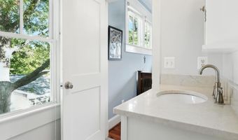 416 E ALEXANDRIA Ave, Alexandria, VA 22301