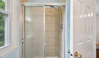 11 KENWICK Rd, Hockessin, DE 19707