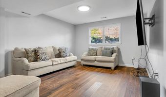 45 LONGLEAF Ln, Bear, DE 19701