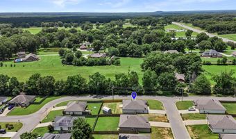101 Sunland Dr, Beebe, AR 72012