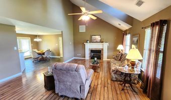 108 Meadows Ln, Beebe, AR 72012