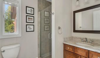 20 Red Brook Xing, Lincoln, RI 02865