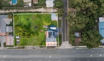 1748 Georgia St, Alford, FL 32420